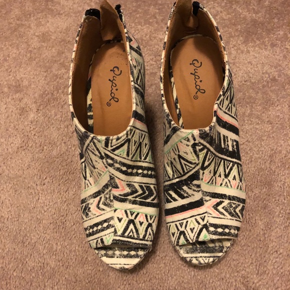 Qupid wedges size 6.5 - Picture 1 of 3